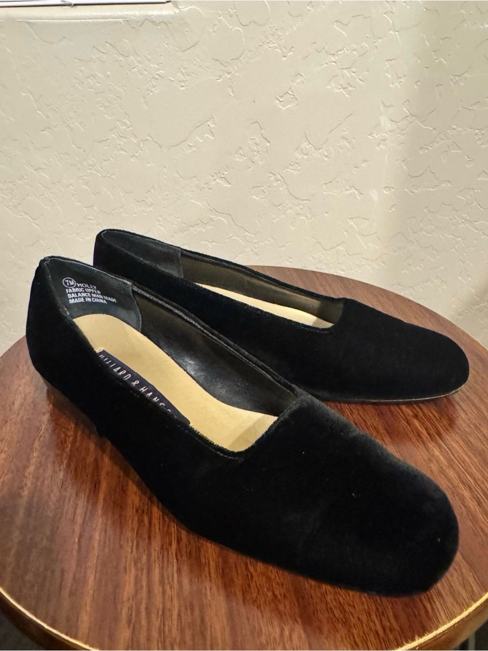 Black Velvet Slip-On Flats - (Hillard & Hanson )